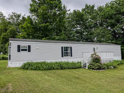 Mobile Home at 108 Bakers Dr Bennington, VT 05201