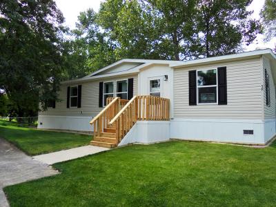 Mobile Home at 59 Woodmoor Court Leavenworth, KS 66048