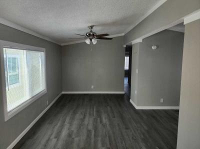 Photo 5 of 6 of home located at 826 E Route 66 #11 Glendora, CA 91740