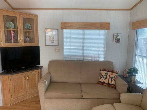 1994 Park Manufactured Home