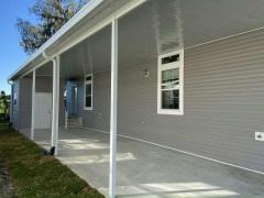 Photo 5 of 21 of home located at 3130 Bending Oak Dr. Plant City, FL 33563