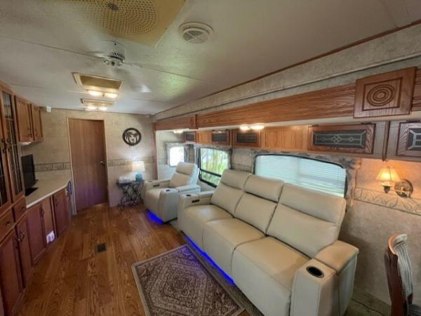 2005 Wildwood Mobile Home