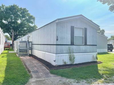 Mobile Home at 19 Carling Circle Baltimore, MD 21227