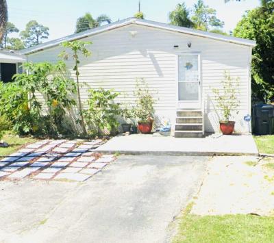 Mobile Home at 5951 Wichita Dr Lake Worth, FL 33463