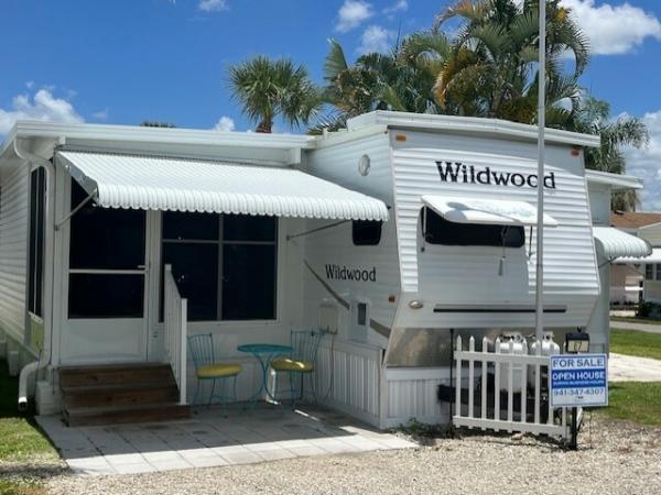 2005 Wildwood Mobile Home