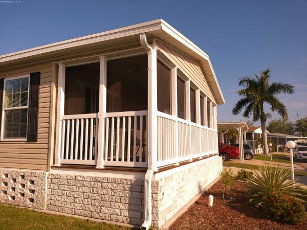 2016 Skyline 4893 Mobile Home