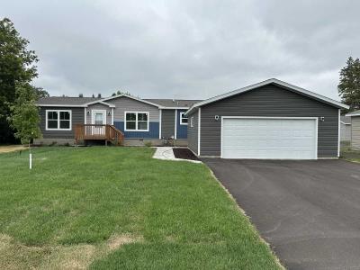 Mobile Home at 404 1st Street NE Staples, MN 56479