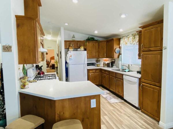 2016 CAVCO INDUSTRIES EQUITY LIFESTYLE 200 Manufactured Home