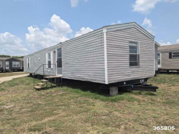 2017 CLAYTON Mobile Home For Sale