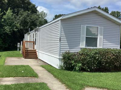 Mobile Home at 1241 Peach Elkhart, IN 46514