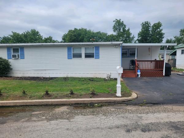 1964 Whitley (Renovated) mobile Home