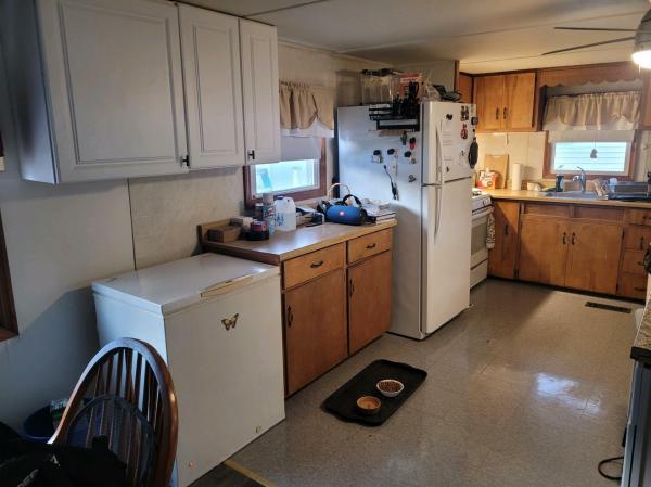 1964 Whitley (Renovated) mobile Home