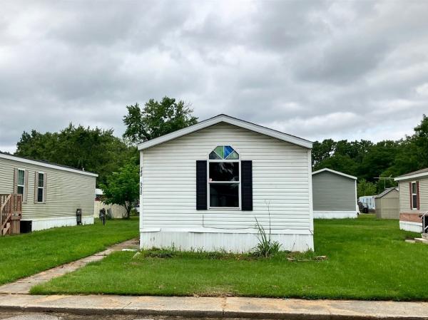 1996 Holly Park mobile Home