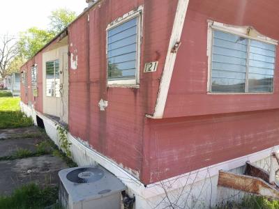 Mobile Home at 4923 Rockville Road - Unit 121 Indianapolis, IN 46224