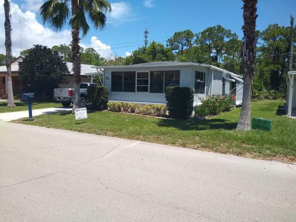 1974 TWIN Mobile Home