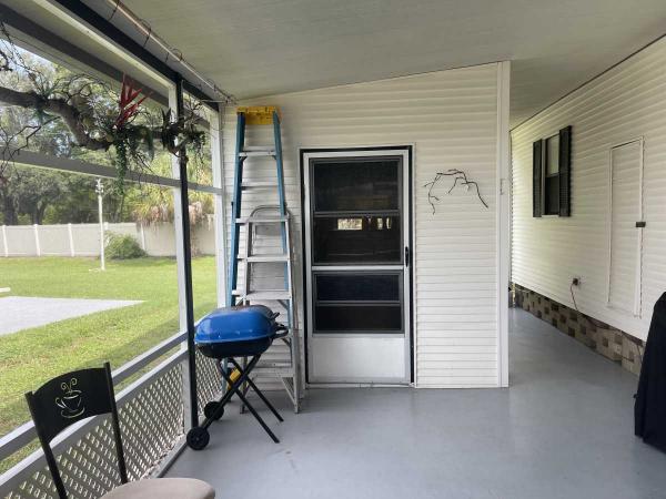 1989 2BD/2BA Mobile Home