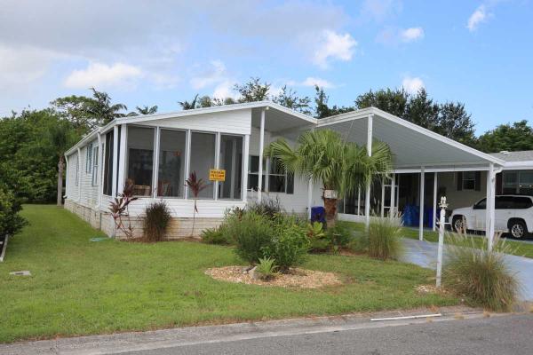 Photo 1 of 2 of home located at 8775 20th St Lot 143 Vero Beach, FL 32966