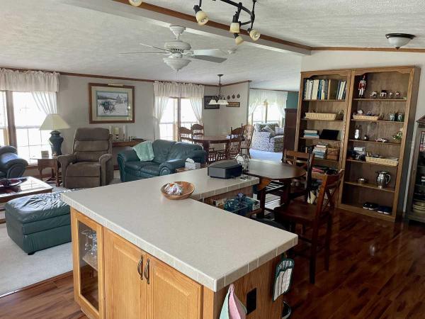 2004 Friendship FOXWOOD Manufactured Home