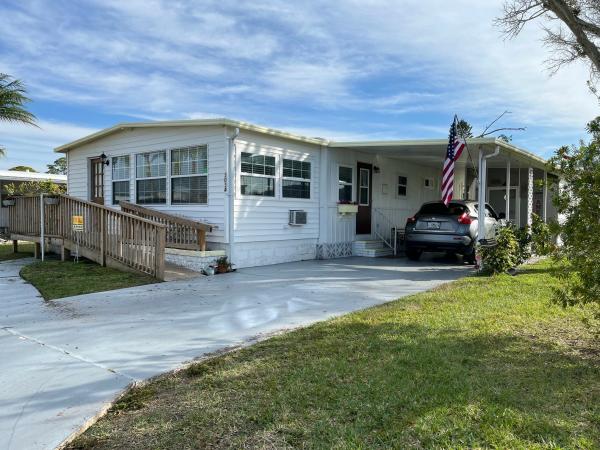 1972 Grand Manor Double Mobile Home