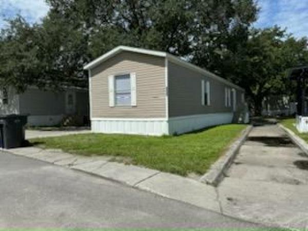 2015 FLEETWOOD Mobile Home For Rent