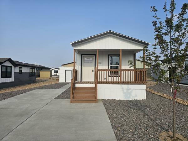 2024 Skyline LH28761 Mobile Home