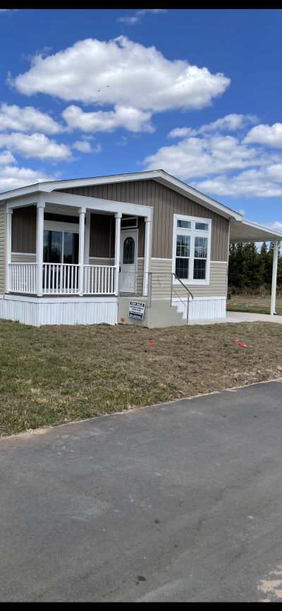 Mobile Home at 402 Satsuma Lane Frostproof, FL 33843