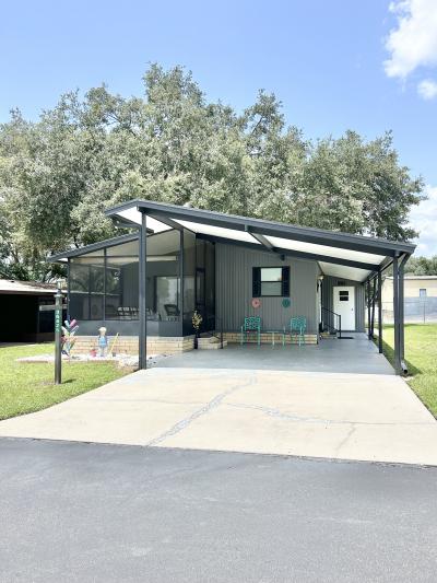 Mobile Home at 36425 Arbor Oaks Dr Zephyrhills, FL 33541