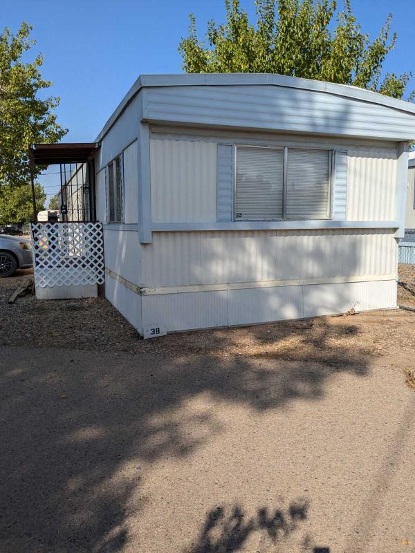 Photo 1 of 2 of home located at 2445 Detroit #38 Kingman, AZ 86401