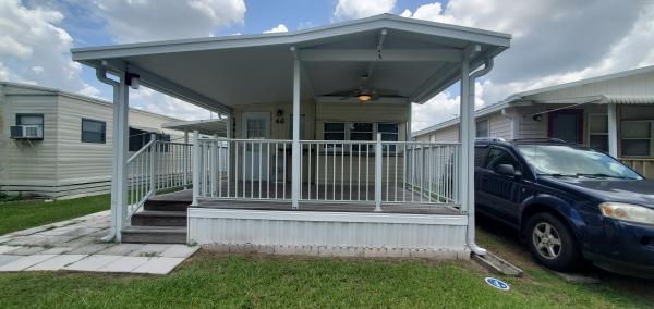 1983 LEIS Mobile Home For Sale