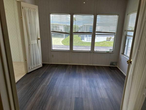 1990 2BD/2BA Mobile Home