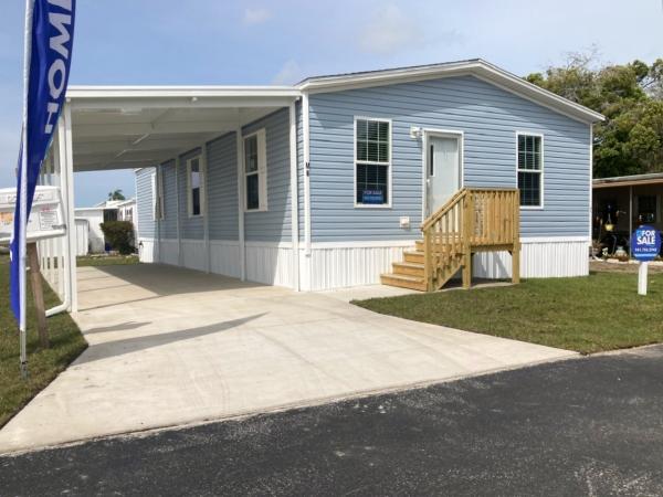 2023 Champion Home Builders, Inc. mobile Home