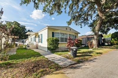 Mobile Home at 10707 Captain Hook Circle Thonotosassa, FL 33592