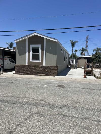 Mobile Home at 10001 West Frontage Road South Gate, CA 90280