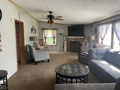 Photo 2 of 9 of home located at 13 Fox Hound Ct Grand Blanc, MI 48439