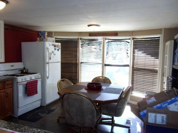 1975 Windsor Manufactured Home