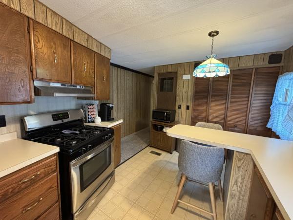 1975 Hillcrest 3GK2B Mobile Home