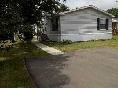 Mobile Home at 9201 W Timberview Dr Newport, MI 48166