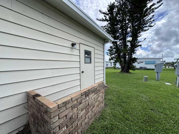 1988 Mobile Home