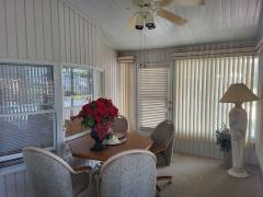 Photo 5 of 28 of home located at 130 Greenview Dr Winter Haven, FL 33881