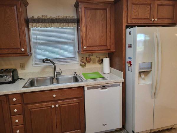 1988 MERI Manufactured Home