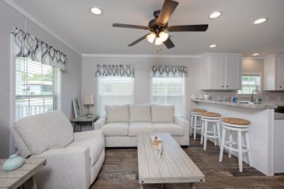 Photo 4 of 20 of home located at 206 A East Gleneagles Rd Lot 0819 Ocala, FL 34480