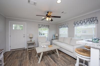 Photo 5 of 20 of home located at 206 A East Gleneagles Rd Lot 0819 Ocala, FL 34480