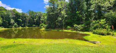Photo 3 of 8 of home located at 489 Starratt Rd Jacksonville, FL 32218