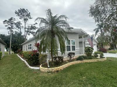 Photo 3 of 33 of home located at 4007 Avenida Del Turra North Fort Myers, FL 33903