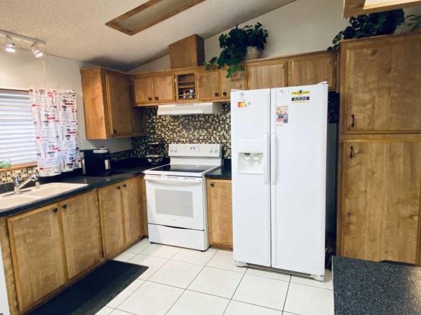 1989 GOLDEN WEST Manufactured Home