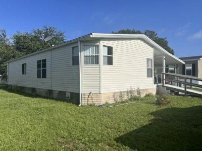 Mobile Home at 1528 Hawaiian Palm Ln Apopka, FL 32712