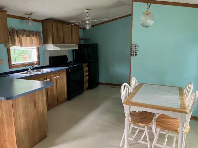 Mobile Home at 1047 South Park Drive Brookfield, OH 44403