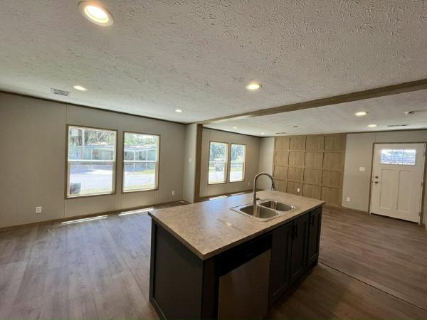 2022 Clayton - Waycross Pinecrest Mobile Home