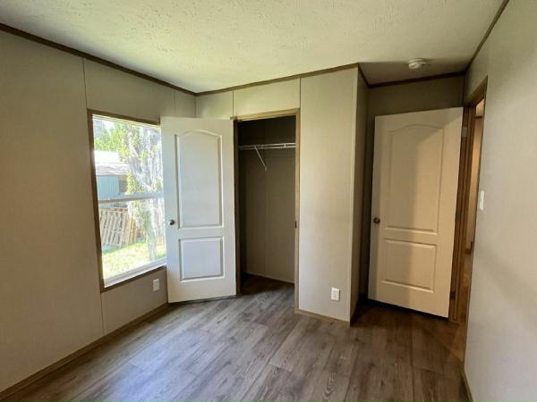 2022 Clayton - Waycross Pinecrest Mobile Home