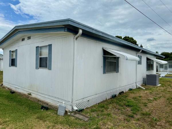 1975 Mobile Home